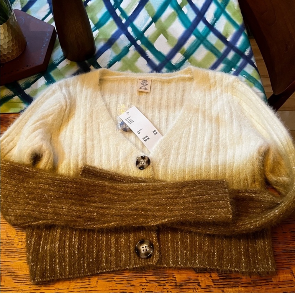 NEW Urban Outfitters Cropped Fuzzy Ombré Cardigan Sweater, XS